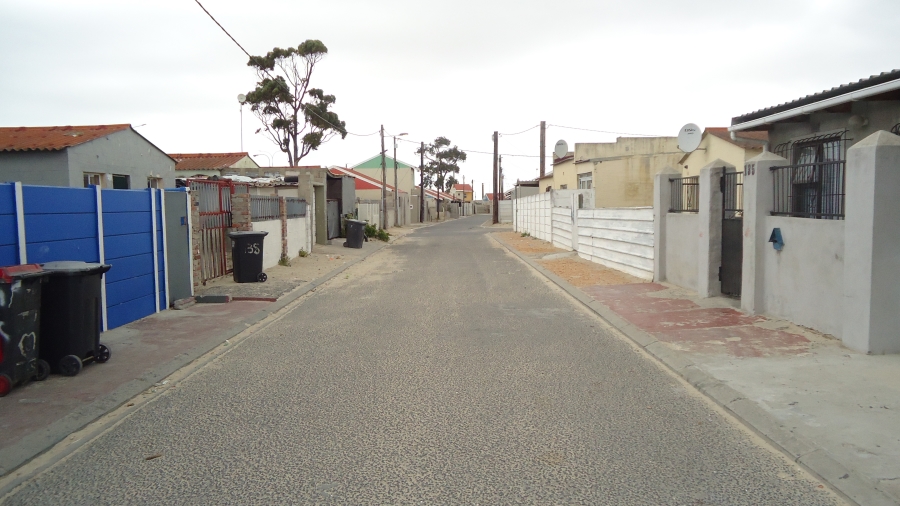 5 Bedroom Property for Sale in Delft Western Cape